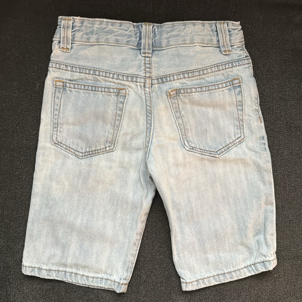 Boys Gap shorts bundle - Picture 3 of 10